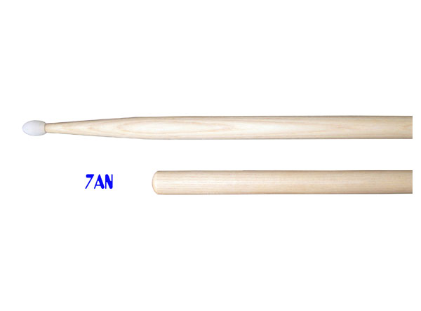 ľİ 7AN ^